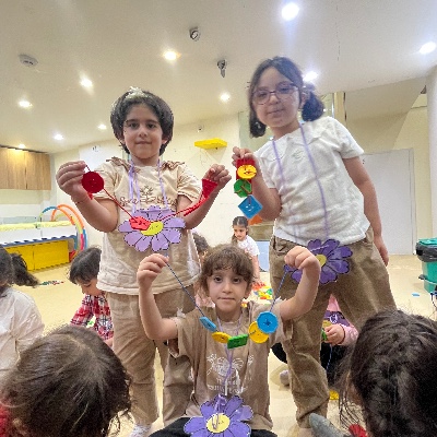 دوشنبه گل گلی 