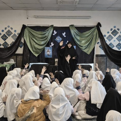 هیئت محبین الزهرا سلام الله دبستان یک